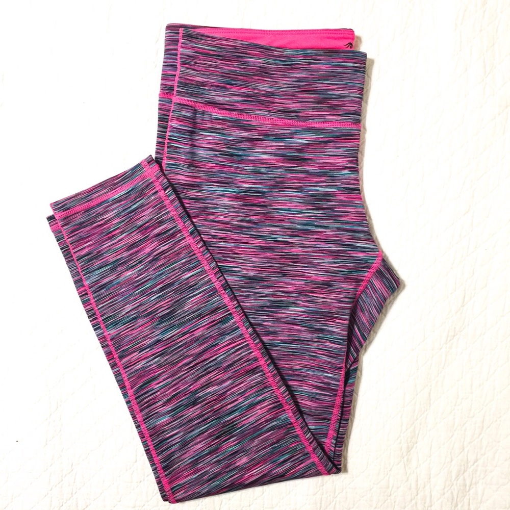 Ideology patterned workout leggings, size L